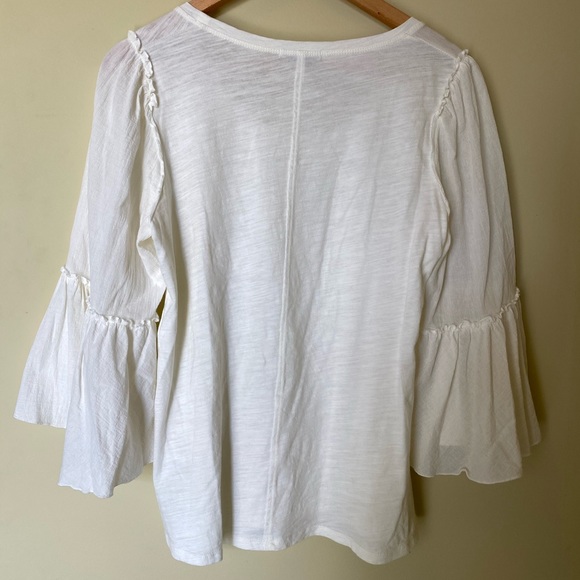 Anthropologie white tee/blouse size medium - Picture 3 of 4